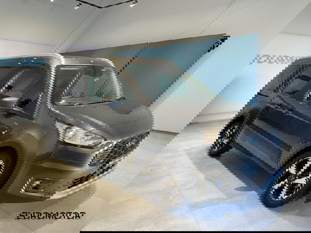Ford Tourneo Connect usata a Bari (3)