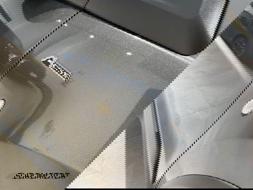 Ford Tourneo Connect usata a Bari (4)