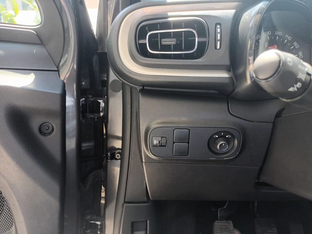 Citroen C3 usata a Bari (11)