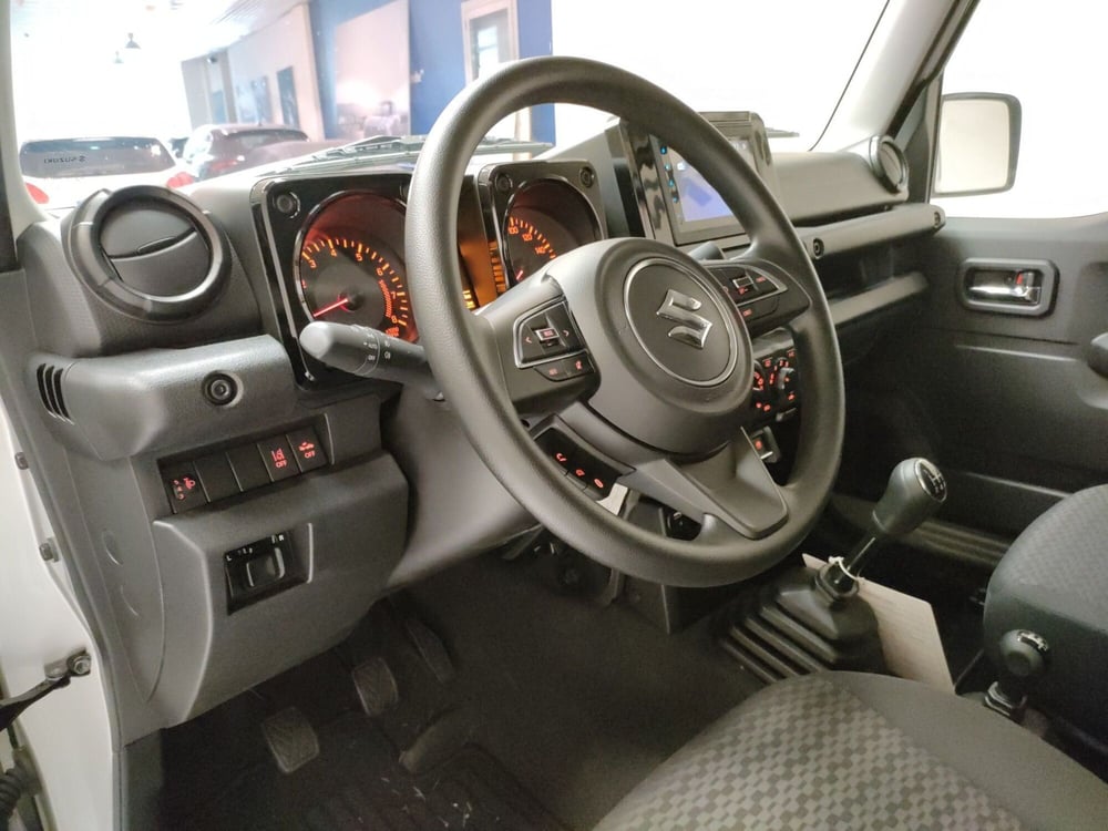 Suzuki Jimny nuova a Teramo (11)
