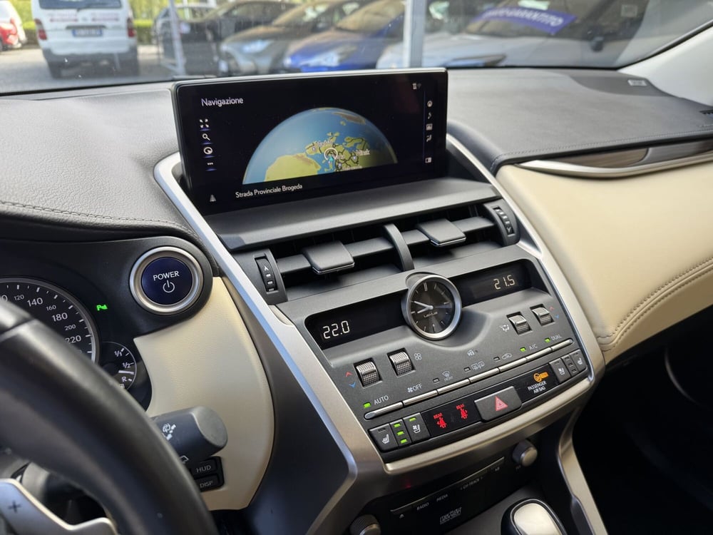 Lexus NX usata a Como (14)