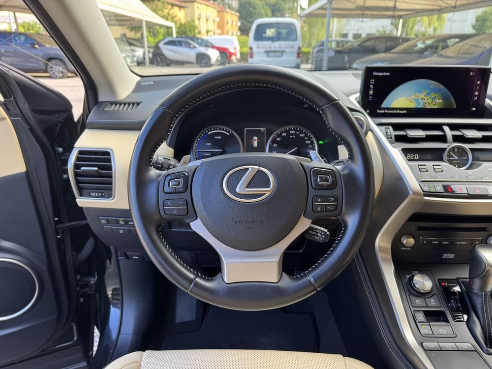 Lexus NX usata a Como (9)