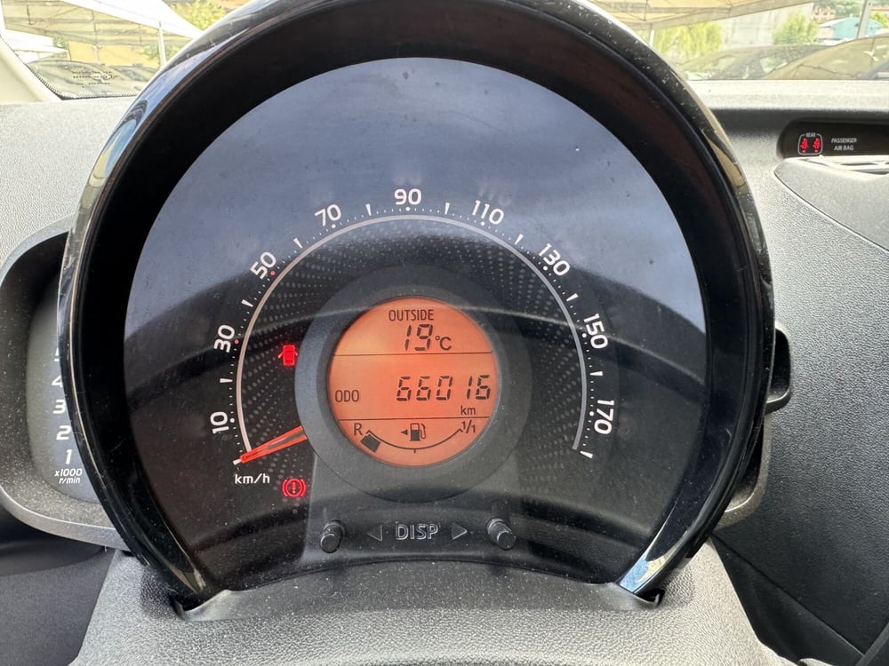 Toyota Aygo usata a Como (10)