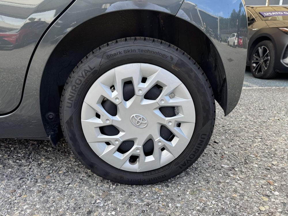 Toyota Aygo usata a Como (13)