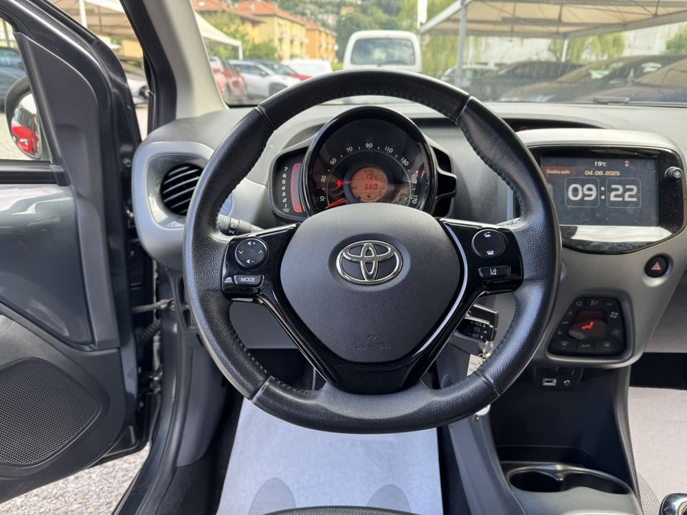 Toyota Aygo usata a Como (8)