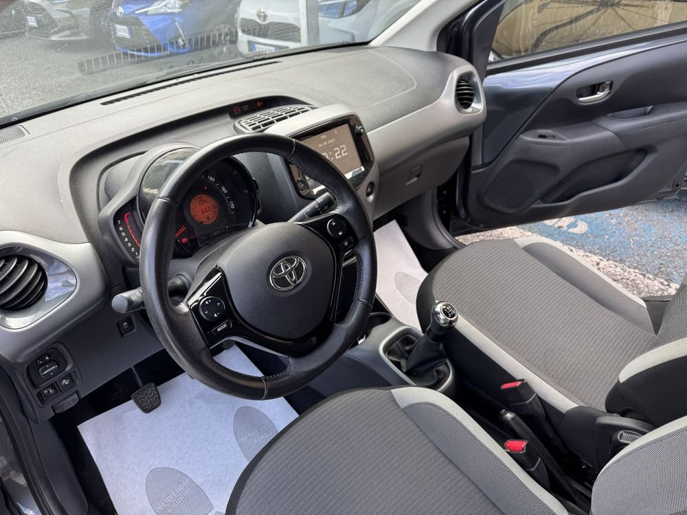 Toyota Aygo usata a Como (9)