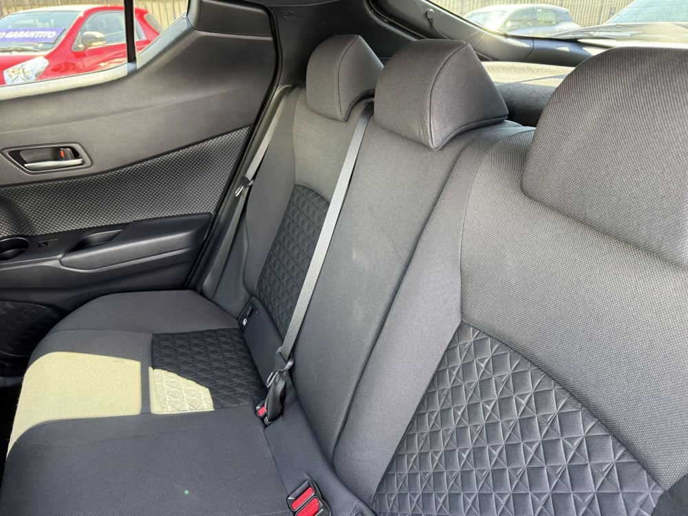 Toyota Toyota C-HR usata a Como (6)