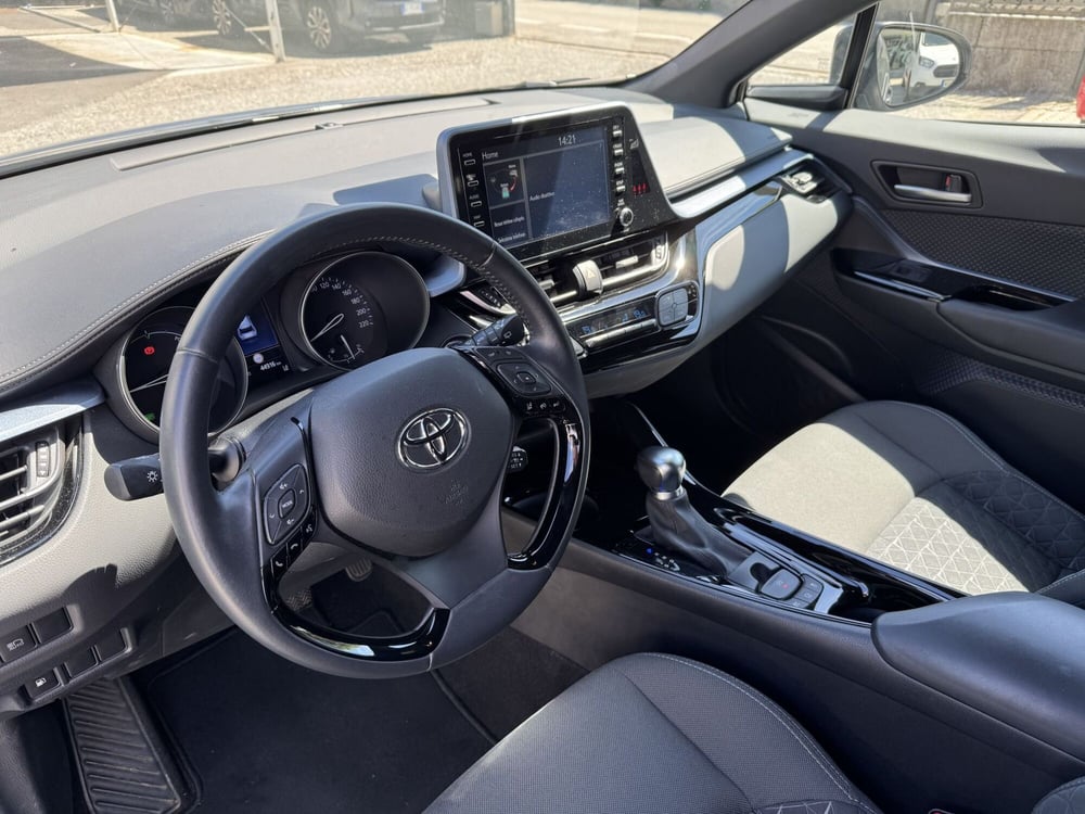 Toyota Toyota C-HR usata a Como (9)