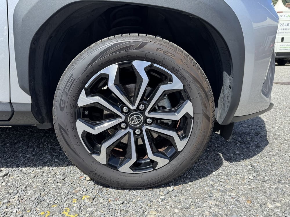 Toyota Yaris Cross usata a Como (13)