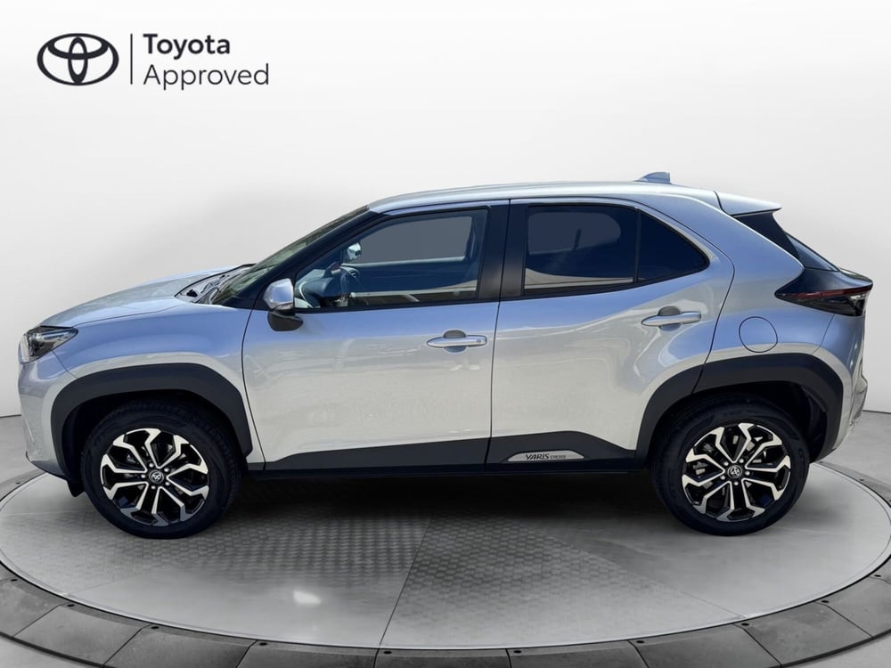 Toyota Yaris Cross usata a Como (3)