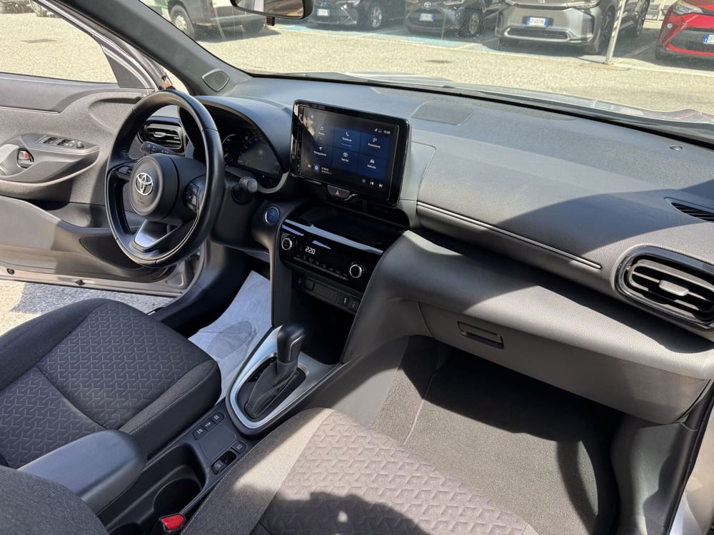 Toyota Yaris Cross usata a Como (6)