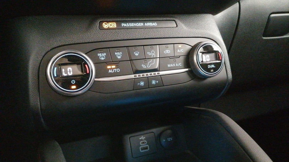 Ford Kuga usata a Roma (15)