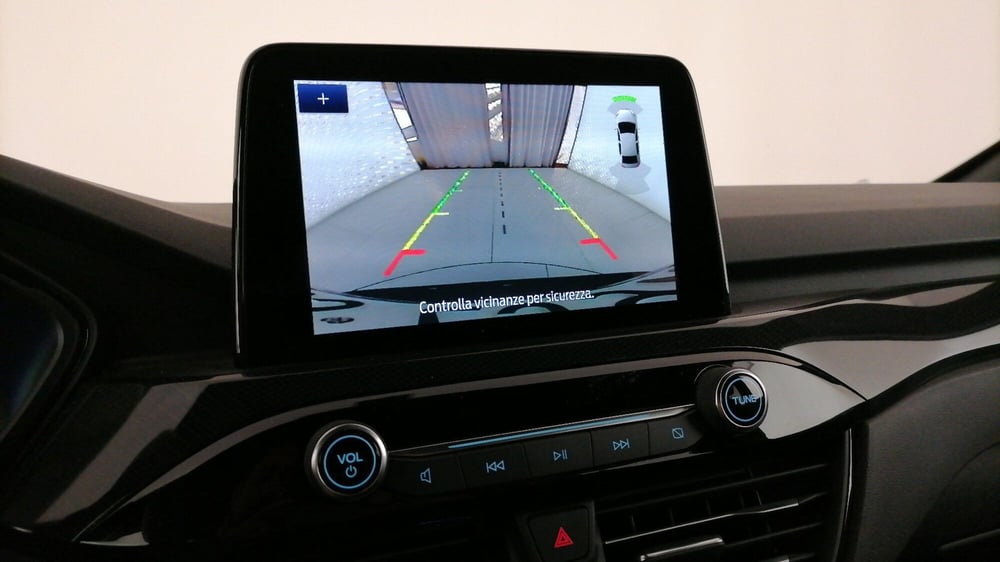 Ford Kuga usata a Roma (17)
