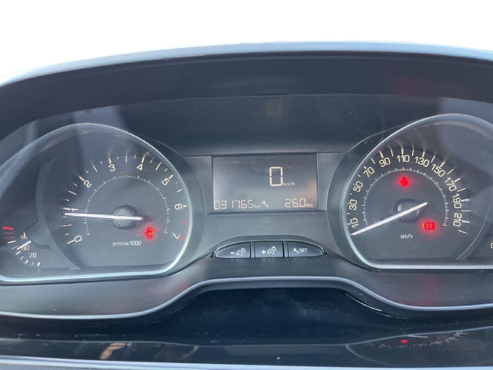Peugeot 208 usata a Torino (13)