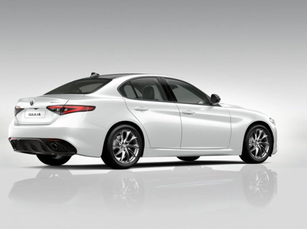 Alfa Romeo Giulia nuova a Torino