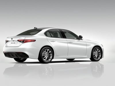 Alfa Romeo Giulia 2.2 t Tributo Italiano Q4 210cv auto nuova a Torino