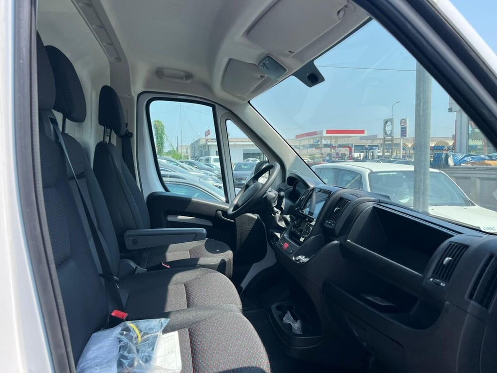 Peugeot Boxer Furgone nuova a Milano (12)