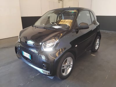 smart Fortwo EQ Racingreen (22kW) del 2021 usata a Milano