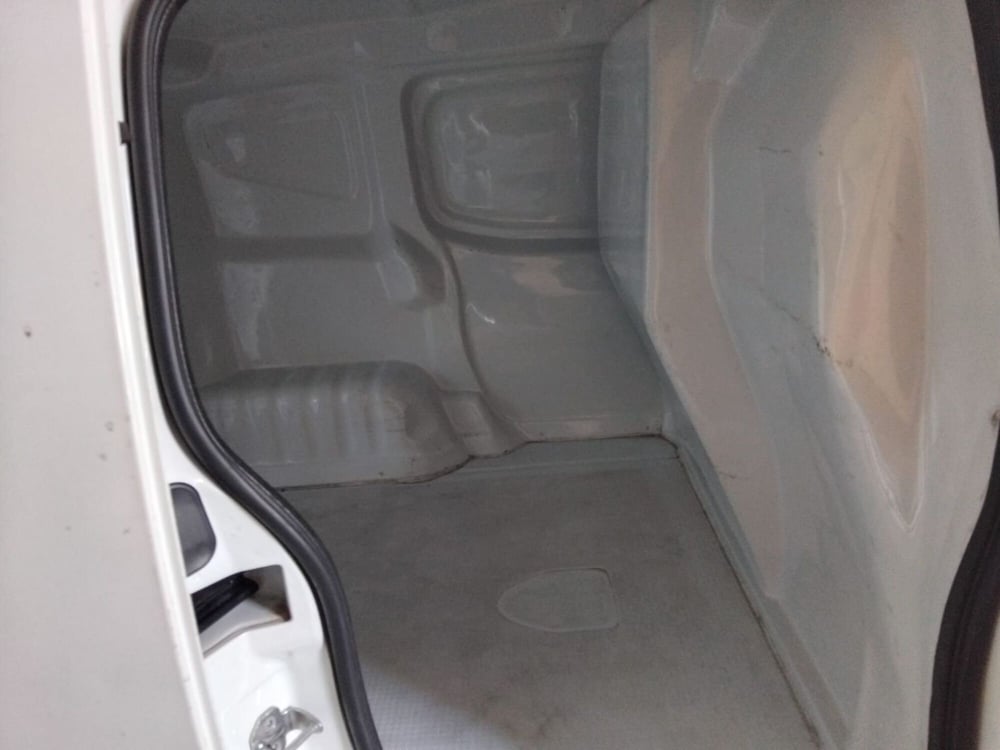 Fiat Fiorino usata a Milano (11)