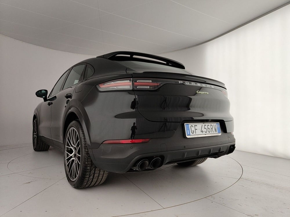 Porsche Cayenne usata a Caserta (9)