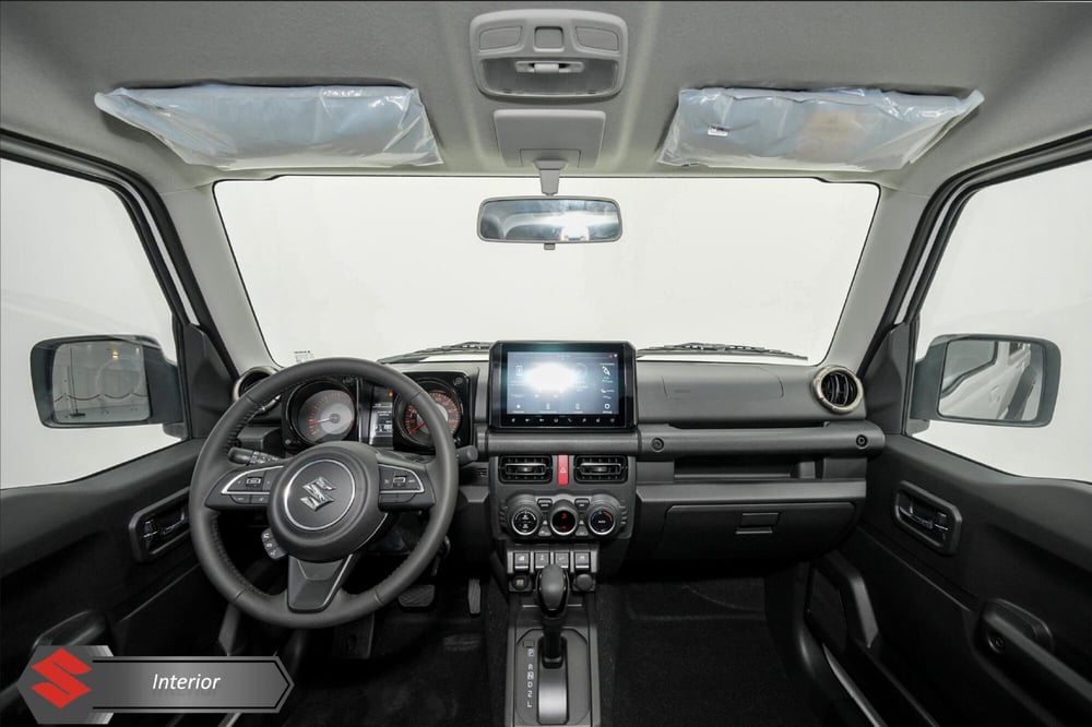 Suzuki Jimny nuova a Pistoia (12)