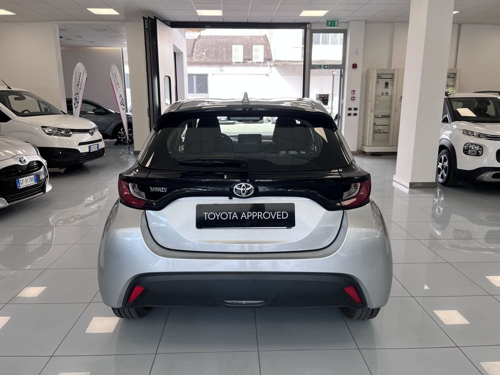 Toyota Yaris usata a Prato (5)