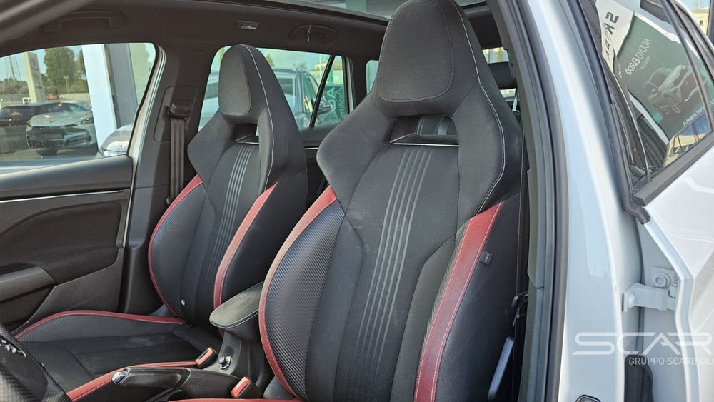 Skoda Kamiq usata a Livorno (13)