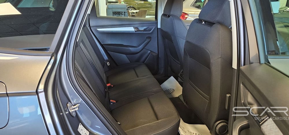 Skoda Karoq nuova a Livorno (15)