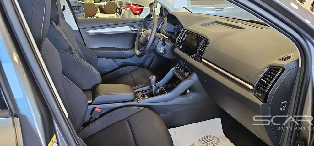 Skoda Karoq nuova a Livorno (16)