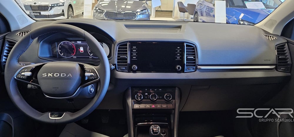 Skoda Karoq nuova a Livorno (19)