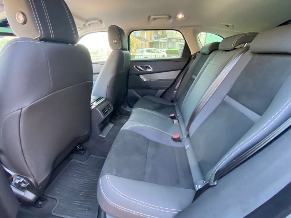 Land Rover Range Rover Velar usata a Siena (14)