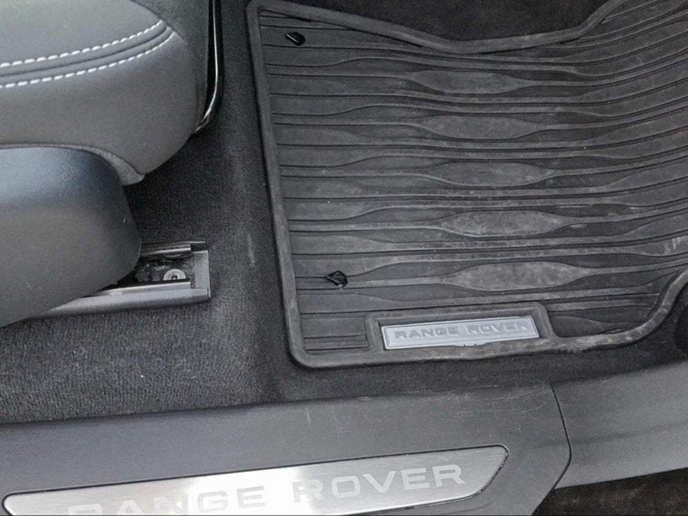 Land Rover Range Rover Velar usata a Siena (19)