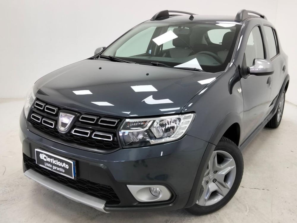 Dacia Sandero usata a Como