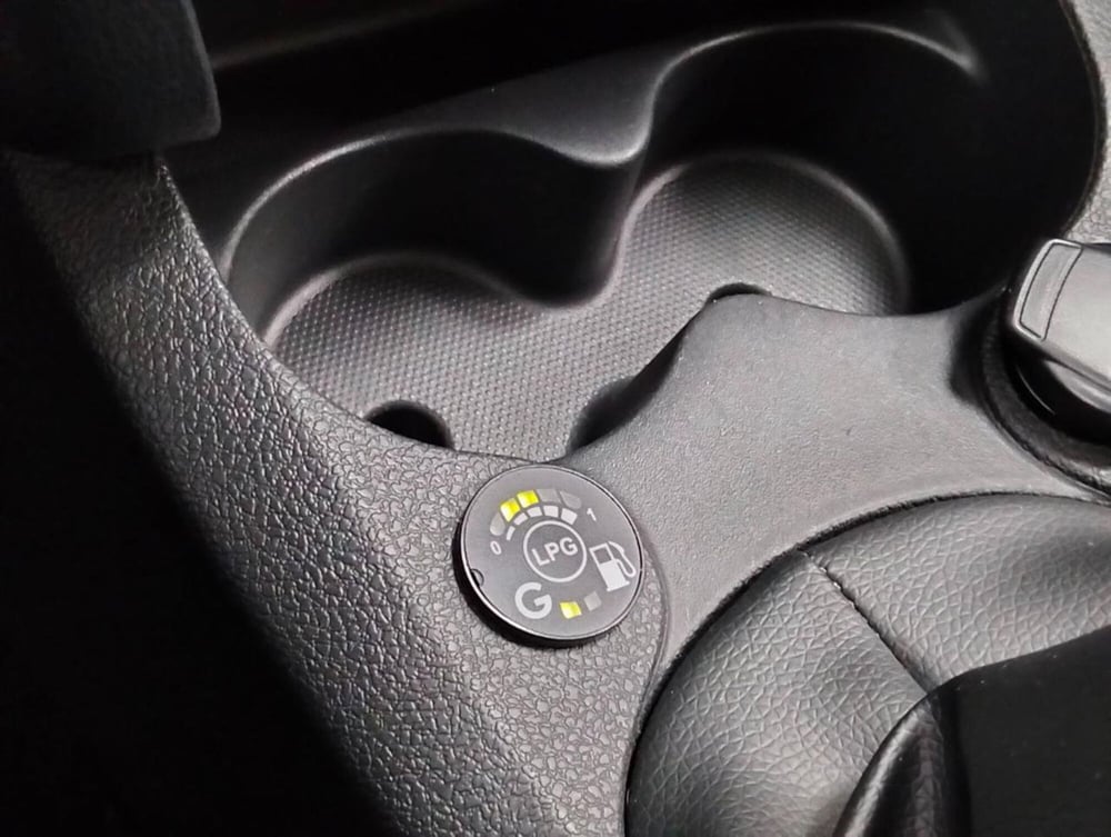 Dacia Sandero usata a Como (13)