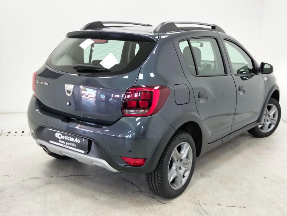 Dacia Sandero usata a Como (2)
