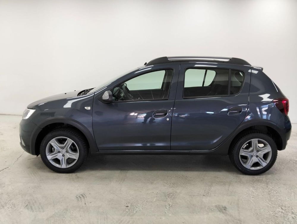 Dacia Sandero usata a Como (8)