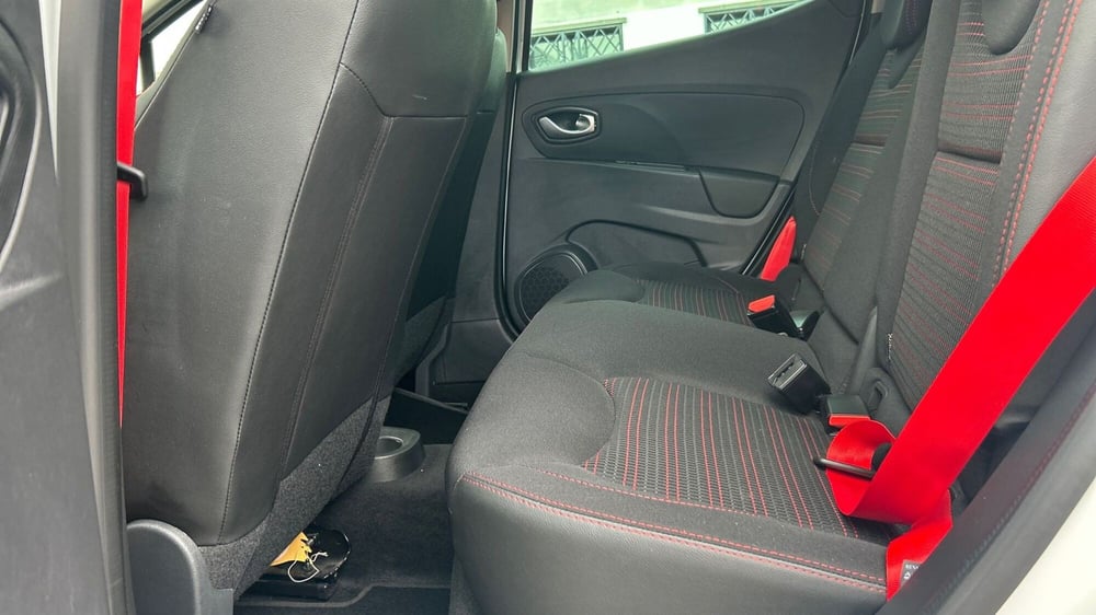Renault Clio usata a Parma (15)