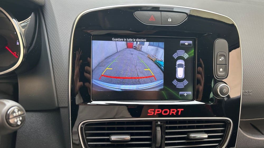 Renault Clio usata a Parma (9)