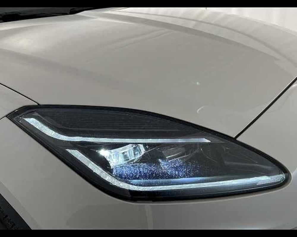 Jaguar E-Pace usata a Roma (12)