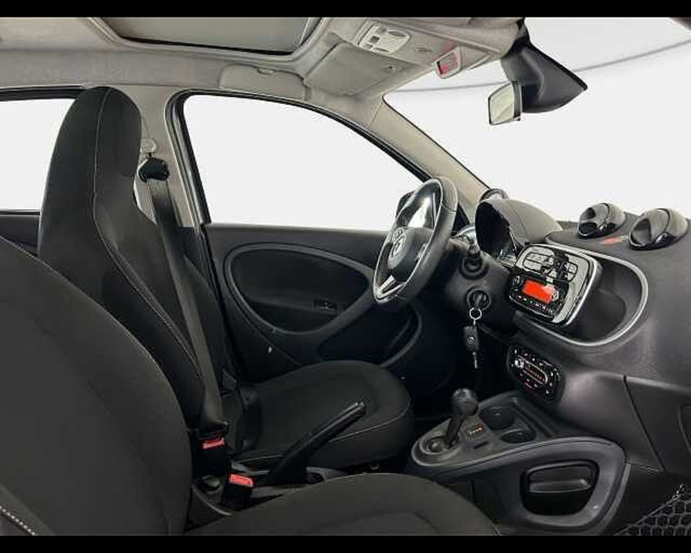 smart forfour usata a Roma (8)
