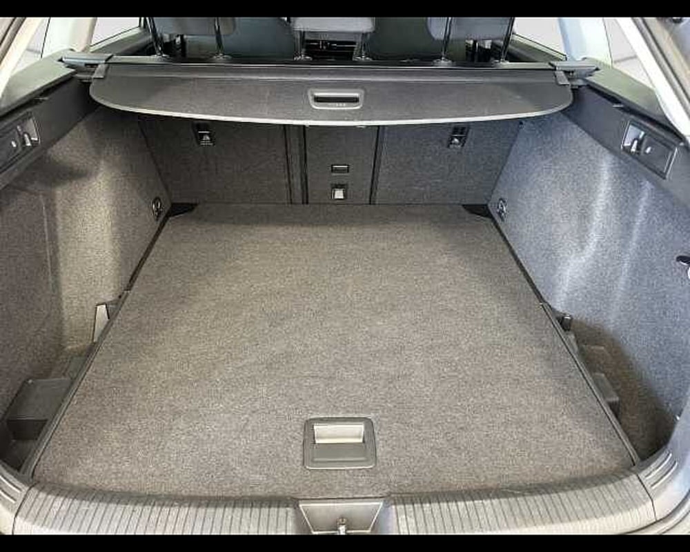 Volkswagen Golf Variant usata a Roma (10)