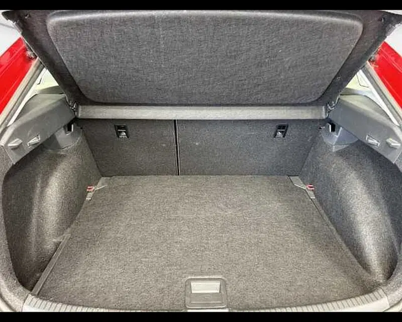 Volkswagen Taigo usata a Roma (10)