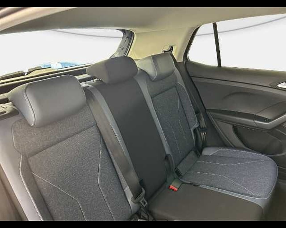 Volkswagen T-Cross nuova a Roma (9)