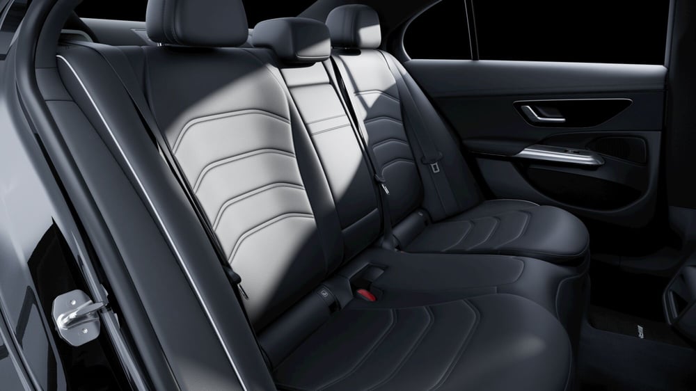 Mercedes-Benz Classe E nuova a Milano (6)