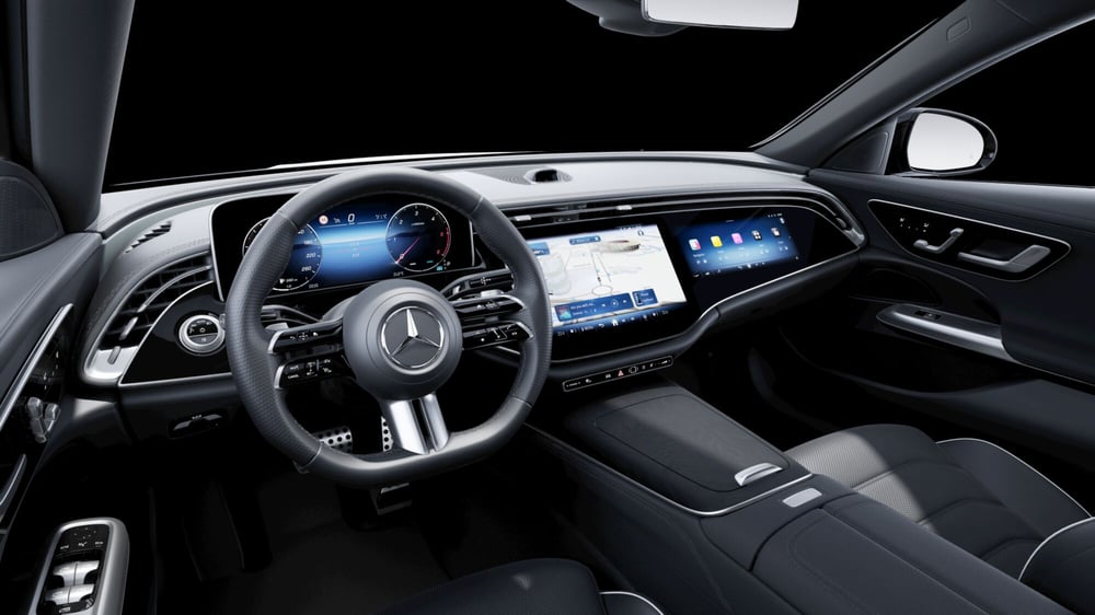 Mercedes-Benz Classe E nuova a Milano (8)
