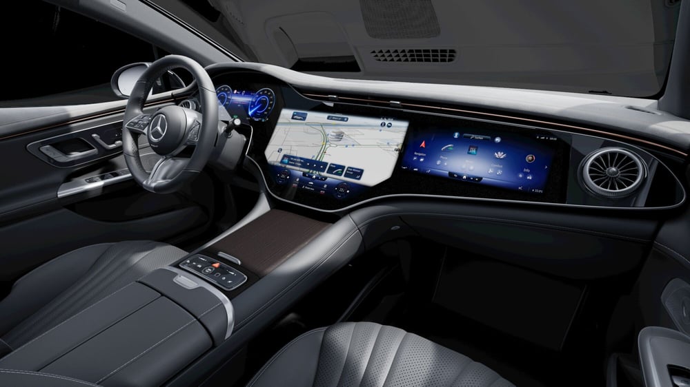 Mercedes-Benz EQE SUV nuova a Milano (5)
