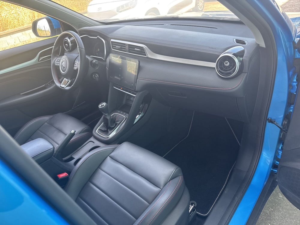 Mg ZS usata a Ferrara (9)