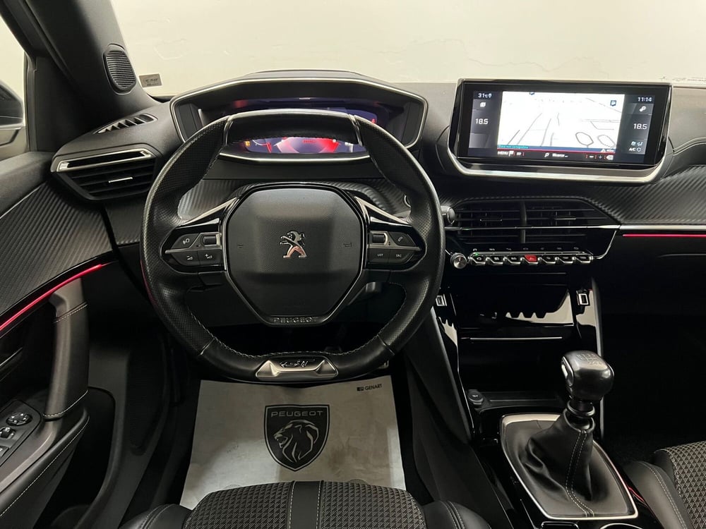 Peugeot 2008 usata a Bari (18)