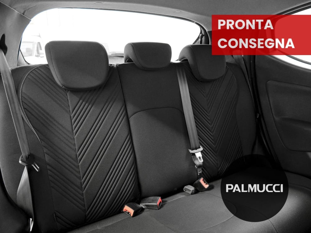 Lancia Ypsilon usata a Prato (16)
