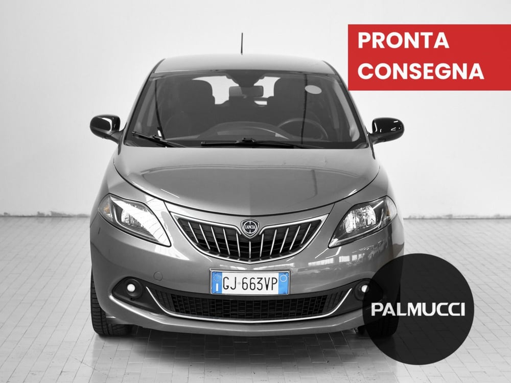 Lancia Ypsilon usata a Prato (2)